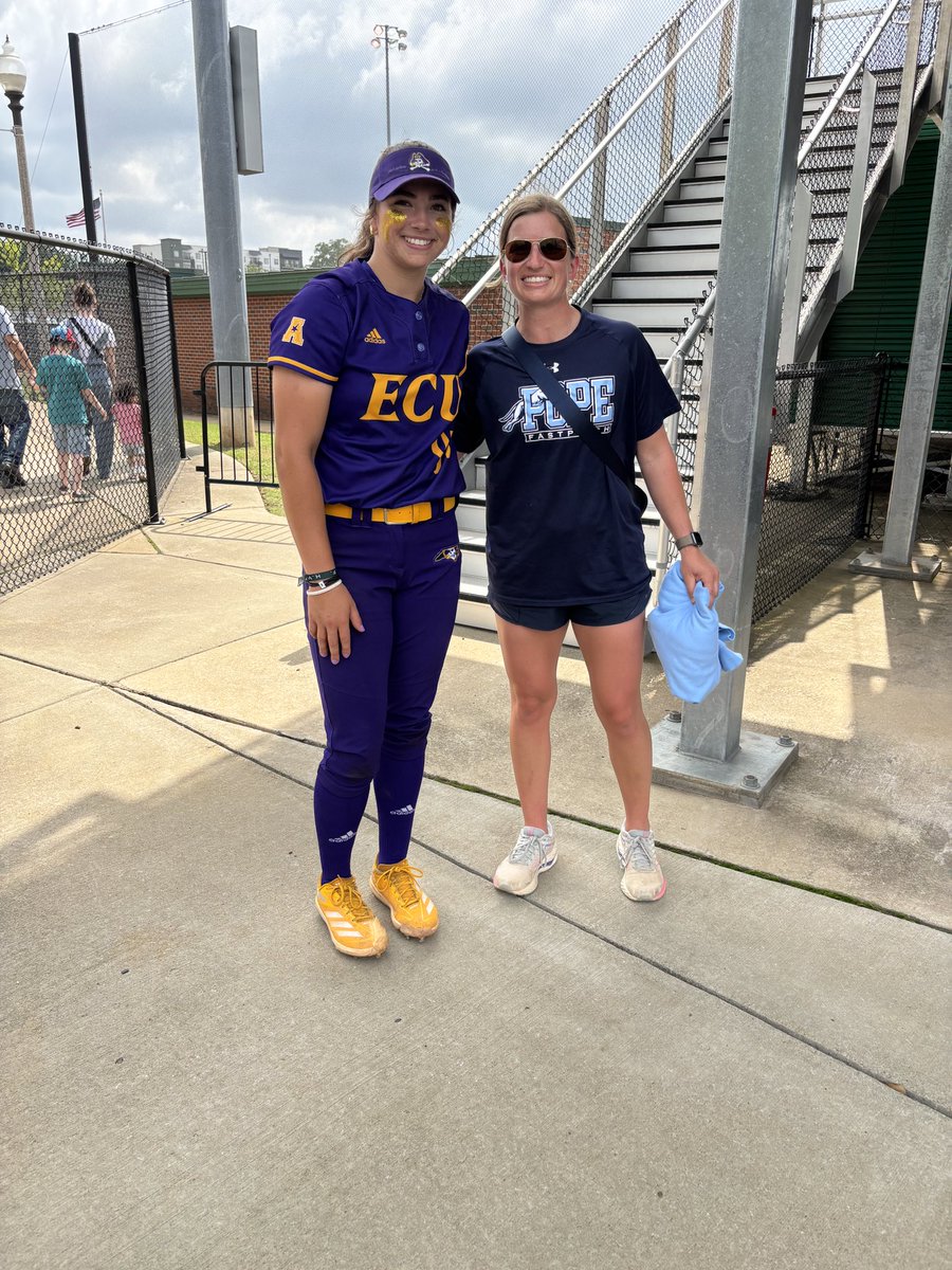 Ellie Viland tweet media