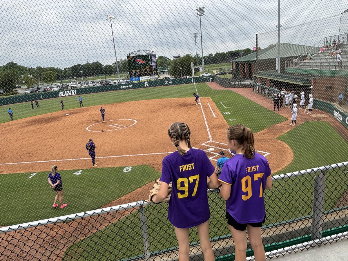 Ellie Viland tweet media