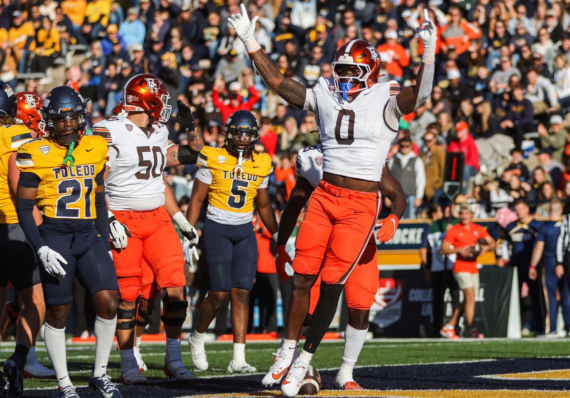 Anthony Jalloh (@anthonyjalloh52) on Twitter photo After a great conversation with <a href="/coachbowdown58/">Joe Bowden</a> I’m grateful to receive my first offer from Bowling Green State University <a href="/BG_Football/">BGSU Football</a> <a href="/EddieGeorge2727/">Eddie George</a>
<a href="/CoachBFish25/">Brandon Fisher</a>
<a href="/CoachGregNosal/">Greg Nosal</a>
<a href="/fhhs_football/">FHHS Football</a>
<a href="/CoachTOJr/">T Owens</a>
<a href="/EliteDawgz_/">DL/LB Elite Dawgz Training (OH)</a>
<a href="/DJRSwework/">Darren Junior Recruiting Source LLC.</a> After a great conversation with <a href="/coachbowdown58/">Joe Bowden</a> I’m grateful to receive my first offer from Bowling Green State University <a href="/BG_Football/">BGSU Football</a> <a href="/EddieGeorge2727/">Eddie George</a>
<a href="/CoachBFish25/">Brandon Fisher</a>
<a href="/CoachGregNosal/">Greg Nosal</a>
<a href="/fhhs_football/">FHHS Football</a>
<a href="/CoachTOJr/">T Owens</a>
<a href="/EliteDawgz_/">DL/LB Elite Dawgz Training (OH)</a>
<a href="/DJRSwework/">Darren Junior Recruiting Source LLC.</a>