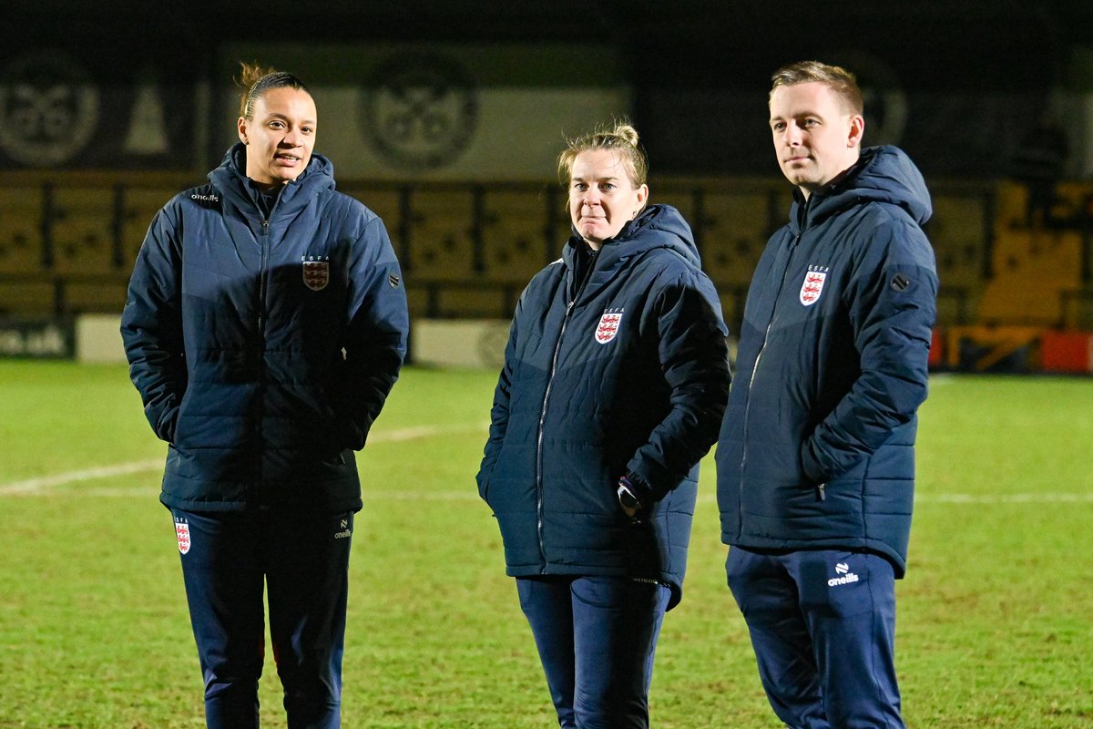 Bob Docherty Tournament in NI with <a href="/SchoolsFootball/">English Schools' Football Association</a> - not the result we wanted but a great experience for the players and always a huge privilege to represent my country 🦁🏴󠁧󠁢󠁥󠁮󠁧󠁿 🧤⚽️

<a href="/353photo/">353 PHOTOGRAPHY</a> 📸