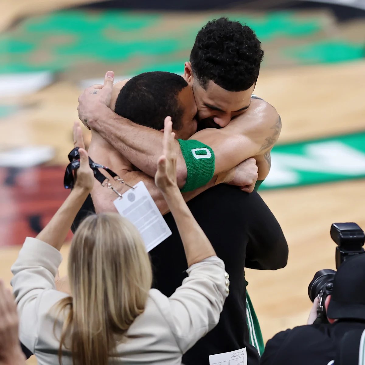 Jayson Tatum on his favorite thing Joe Mazzulla has said:
(via <a href="/GQSports/">GQ Sports</a>)

— "He always tells me that he loves me... It'll be the third quarter of a playoff game and he'll just say 'Just want you to know I love you, man.'"
