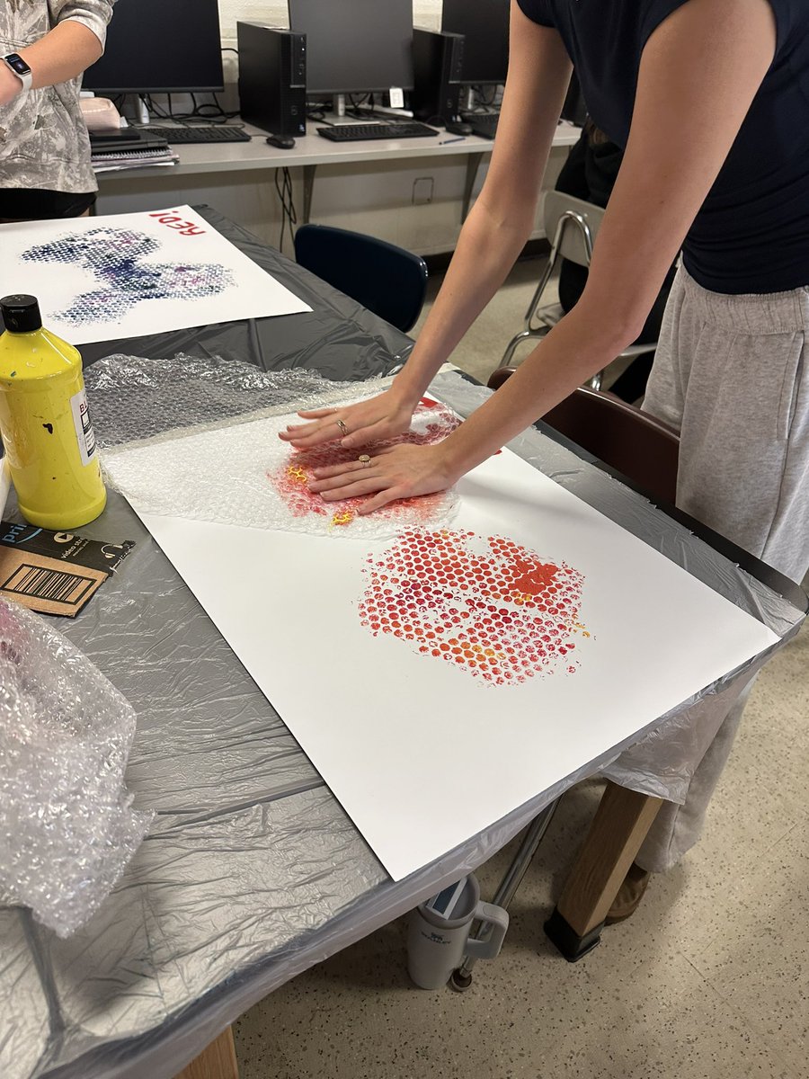 Non objective art making today! Each table had a different way to apply paint. It was so much fun <a href="/Boone_County/">Boone County Schools</a>