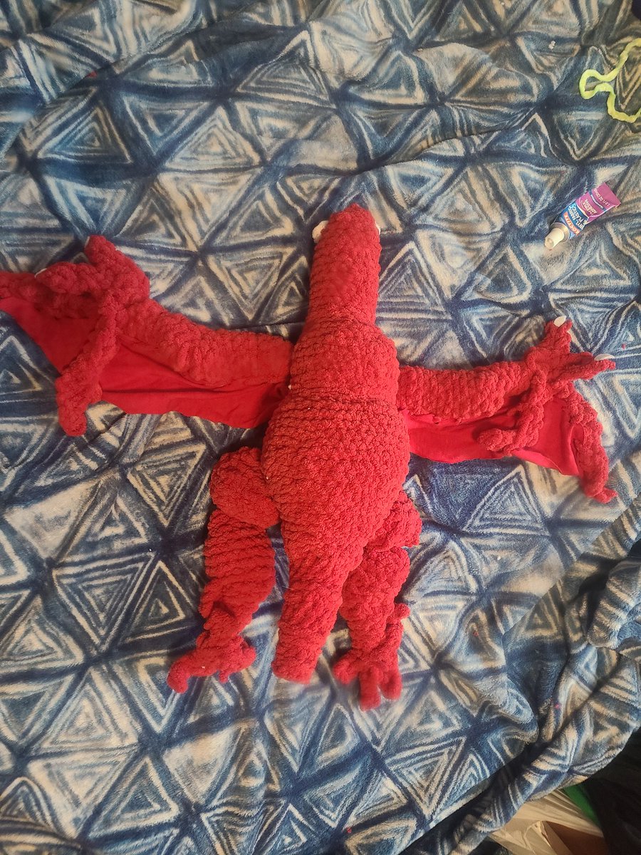 VicheCece's tweet image. @monsterhunter I made a red khezu because I had a lot of red yarn❤️

I've only been crocheting for a month ❤️

Tags: #MonsterHunter #khezu #monsterhuntersunbreak #mobsterhunter4ultimate #mh4u #mhgen #mhgenu #crochet #noob