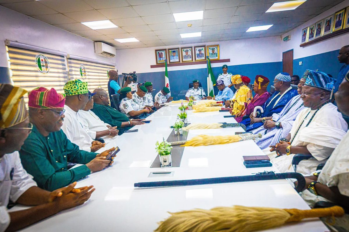 After my Mega Empowerment which took place at Idiroko, I used the opportunity to pay a  courtesy visit to the Comptroller, Ogun 1, Command of the Customs to raise concern and urge action on issues of Customs killing and  the issue of re- opening of more filling stations.