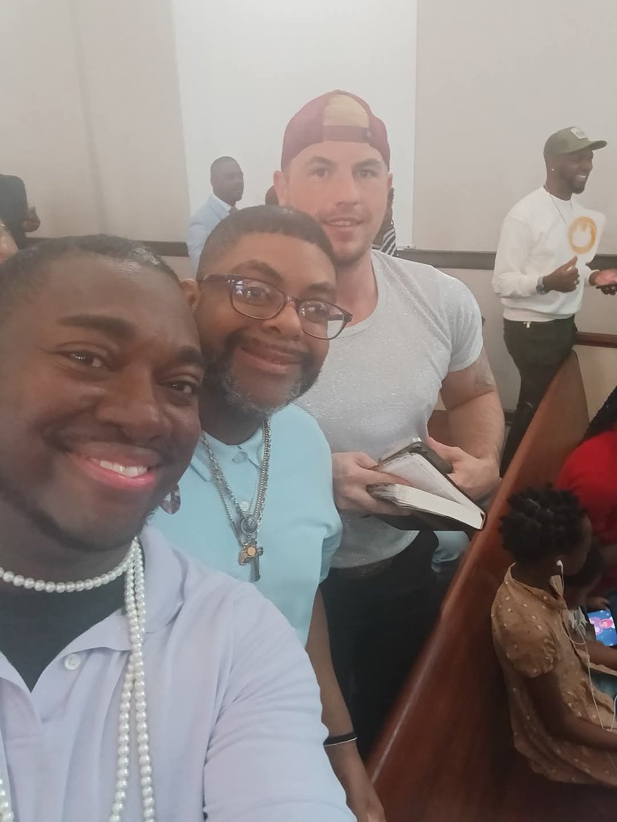 AntonioGooden6's tweet photo. Our bishop told take a selfie with the people you sitting with https://t.co/MHyl3AXkqA
