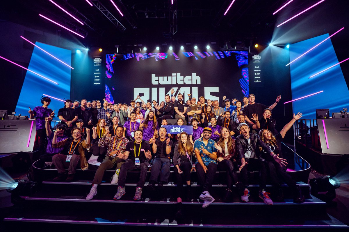 JaviDoesEsports's tweet photo. 3 years ago I worked my first live event. Since then I've have had the opportunity to travel all over &amp; I've met an incredible amount of amazing people, many of which I'm glad to call friends! Im incredibly happy where I'm at &amp; looking forward to what year 4 brings ❤️🫡 https://t.co/bHn6794I8K