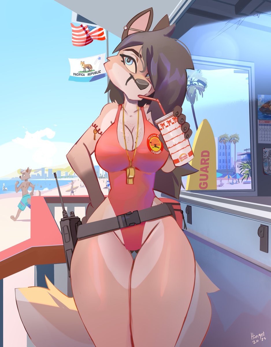 Mia is on Lunchbreak