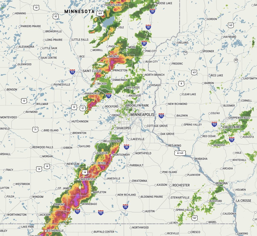 TheJvandy's tweet photo. Ahhh I see the Minneapolis Storm Shield has been activated. #MNWX https://t.co/J6J7QtCVdc