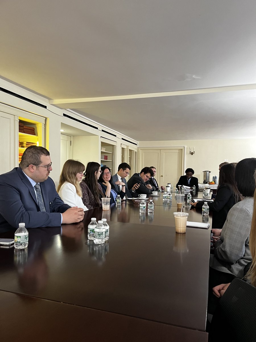 MacEwanUN's tweet photo. April 7, 2025

2025 NMUN New York MacEwan UN Delegation Team 🤝🏽 Permanent Mission of Romania🇷🇴🇺🇳🗽

Our team was deeply honoured to engage in meaningful discussions and learn about Romania's international policies with the Romanian UN diplomats🌎🍎🇷🇴

Thank you @RomaniaUN_NY https://t.co/z5Rbrs4DMT
