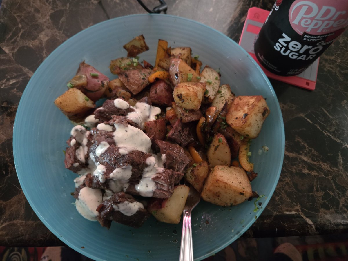 Kristyna Ferris (Hughes) (@data_dragoness) on Twitter photo Dinner looks real good after fasting for 23 hours đȘ Dinner looks real good after fasting for 23 hours đȘ