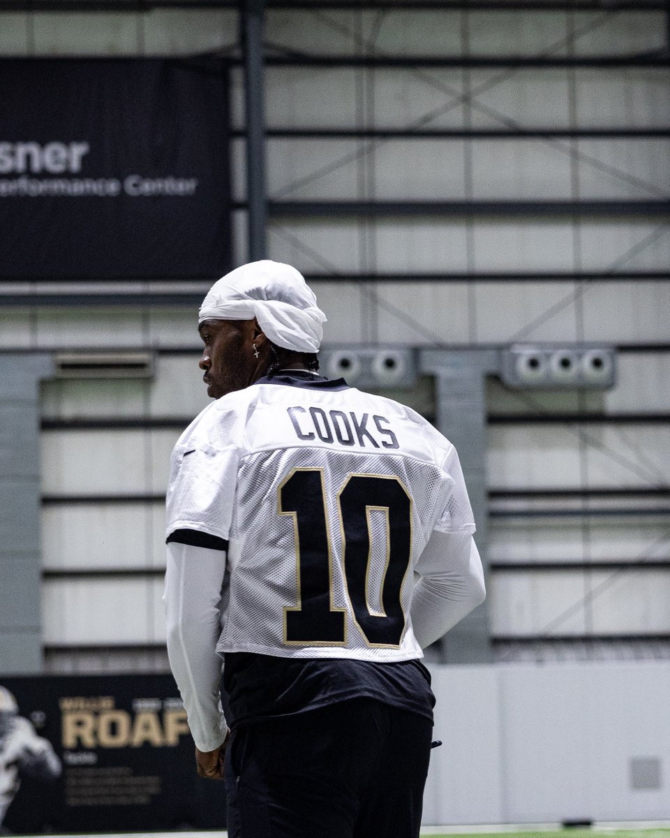 Cooks back in the black &amp; gold 🏹