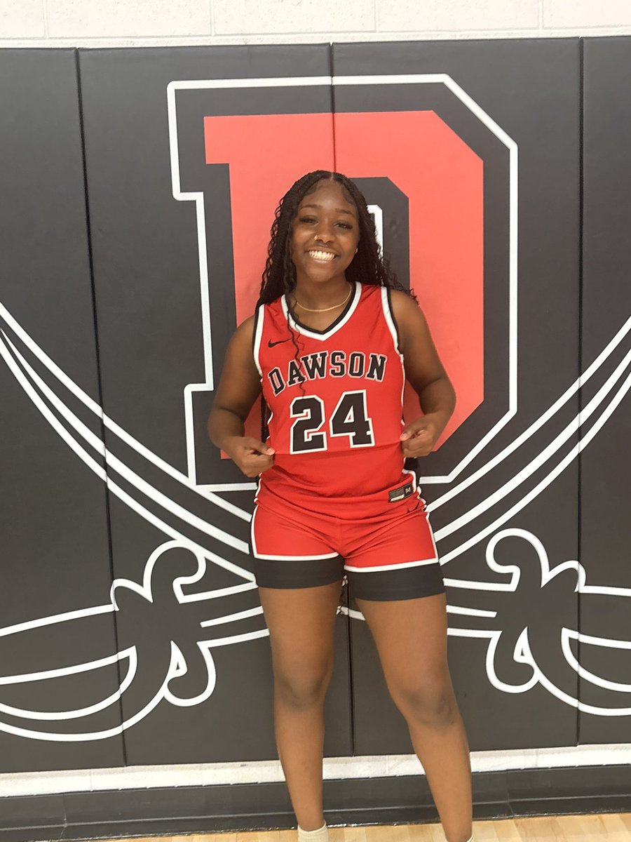 Go Buccs? thank you coach Webber for a amazing visit I had such a great time! <a href="/DCC_LadyHoops/">Dawson CC WBB</a> 🤍❤️ #uncommitted #offer