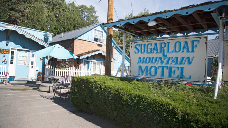 🎉 Big news, Virginia City! 🎉

The Sugarloaf Mountain Motel has been nominated for Best Roadside Motel in the USA TODAY @10best Readers’ Choice Awards! 🏨✨

🗳 Vote daily through Monday, May 5:
🔗 10best.usatoday.com/awards/best-ro…