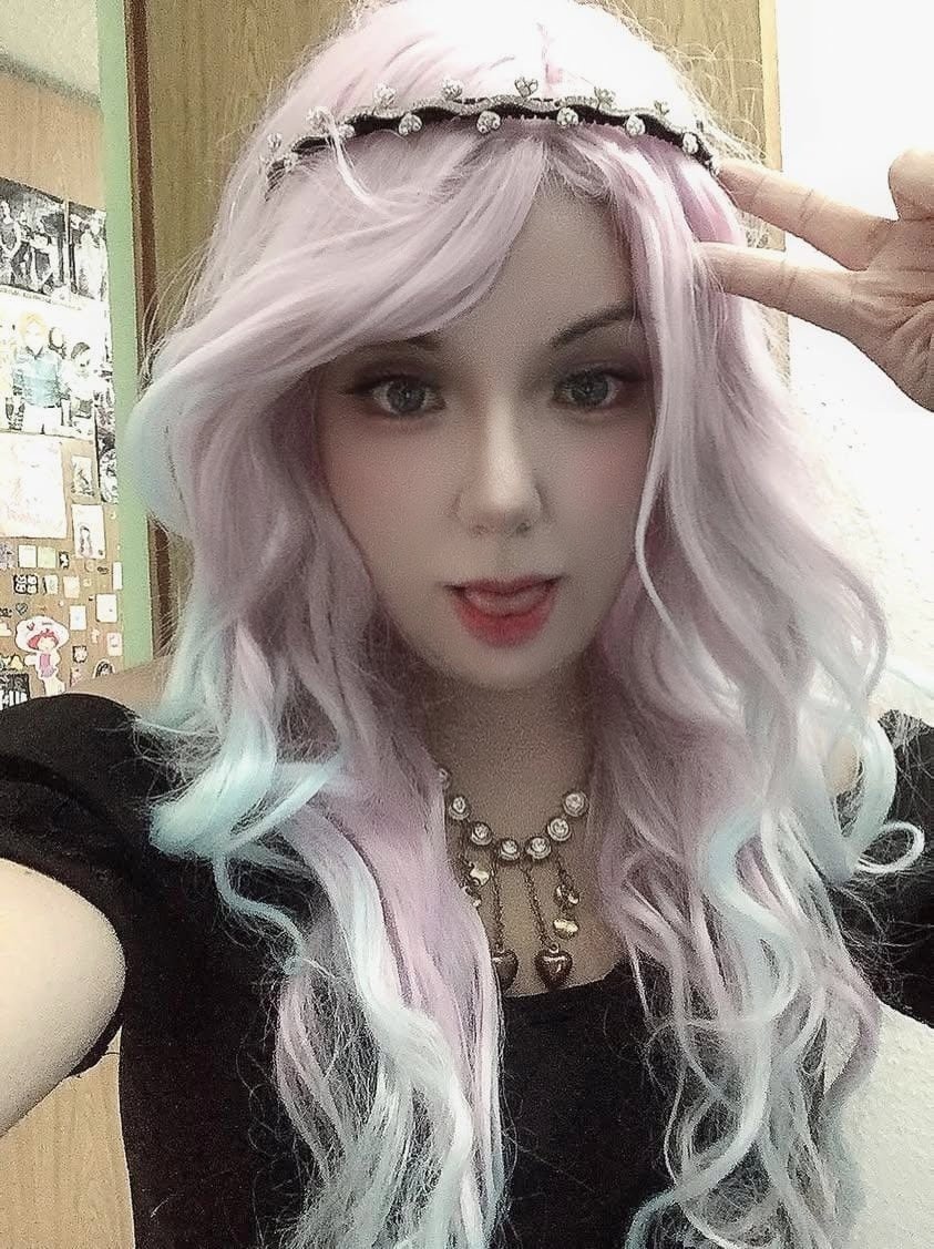 MerariPhoenix's tweet photo. Soy exactamente lo que nadie esta buscando  😛 https://t.co/k8RMuKvGh1