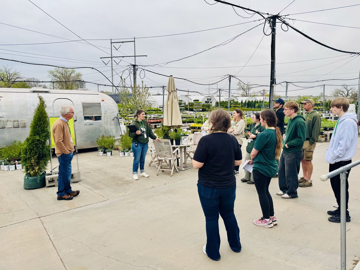 Mulhalls's tweet image. The end of April at Mulhall&apos;s Garden + Home means it’s time for our annual Spring Kickoff 🌸 Team members from every part of G+H came together to launch the season with a little training, a little role play, and a lot of great energy.

#springkickoff #peopleofmulhalls #training
