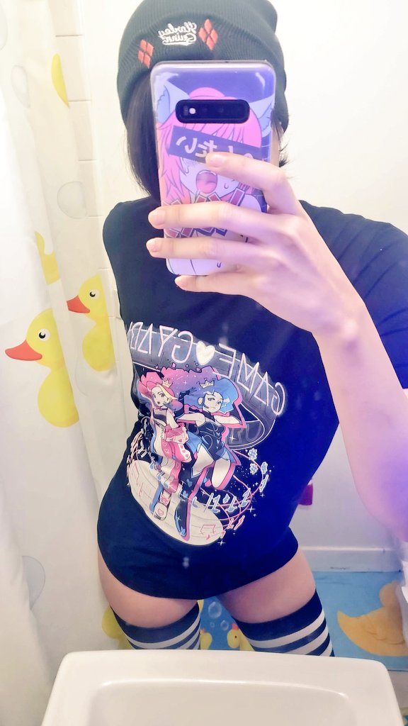 ♡ ~ I love my shirt x3 ~ ♡ 

#femboy #femboythigh #femboygamer #gamer #slut #pansexual #femboybooty
#anime #animepanties #panties #mask #maskfemboy #maskslut #hungfemboy #slimfemboy #sexyfemboy #nsfw #nsfwfemboy #nsfwslut #nsfwtwt