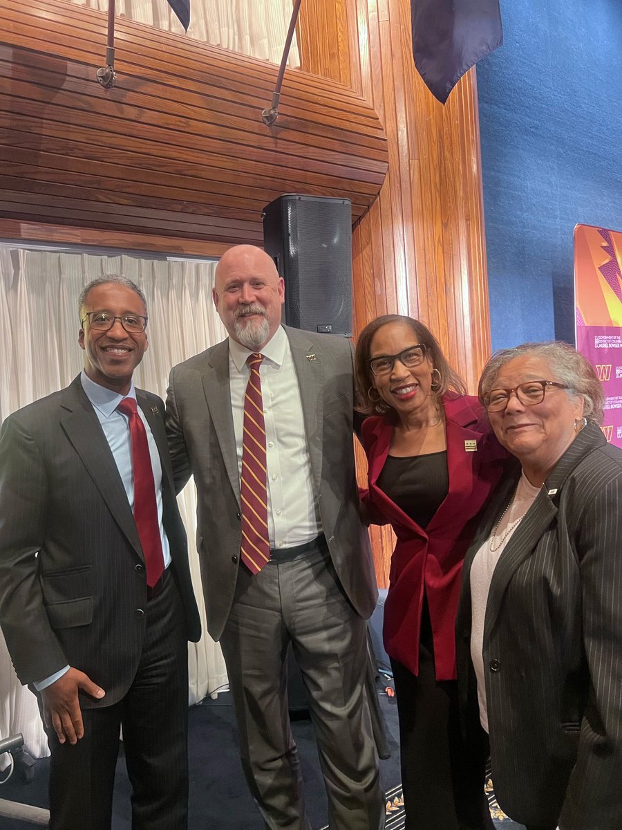 CM_McDuffie's tweet photo. Historic news for DC: The Washington Commanders are officially coming home to the RFK Stadium site! A new stadium will bring jobs, boost small businesses, and energize the city. Welcome home, @Commanders! #HTTC #DCisHome https://t.co/1qUjOQNwhI