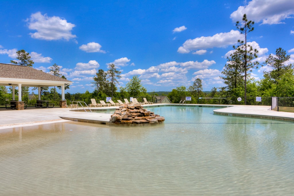 billbeazley's tweet photo. Luxury Lives Outside Too 🌳⁠
At The Retreat at Storm Branch, even the sidewalks feel upscale.⁠
Wide trails, future pickleball courts, outdoor fireplaces, and space to breathe—this is more than a backyard... it’s your own retreat.⁠
⁠
#RetreatLiving #PickleballLife https://t.co/MY4G0AeaDa
