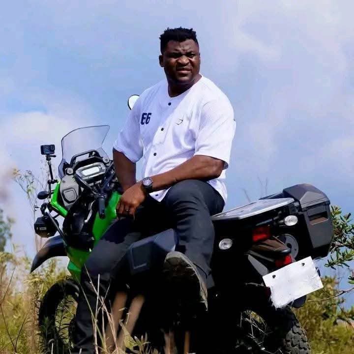 CombatSpeech's tweet photo. 🚨 Breaking News 🚨

A young woman, Ntsama Brigitte Manuella, has died after being struck by a motorbike reportedly ridden by Francis Ngannou, the former world heavyweight champion of the PFL. The accident occurred while Manuella was returning home from an outing with friends. https://t.co/qJg1cS3Boi