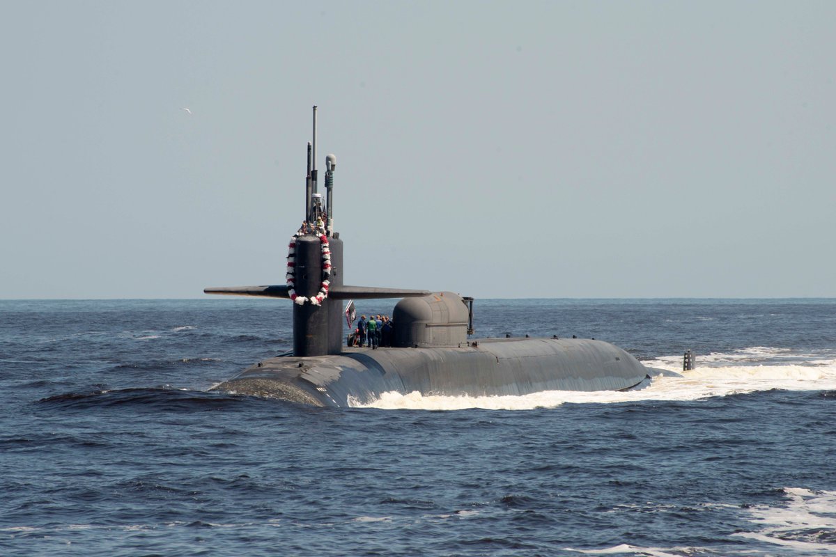 🇺🇸 MT Anderson spotted an Ohio class submarine, likely a SSGN type, the USS Georgia, at Diego Garcia in a recent satellite pass.