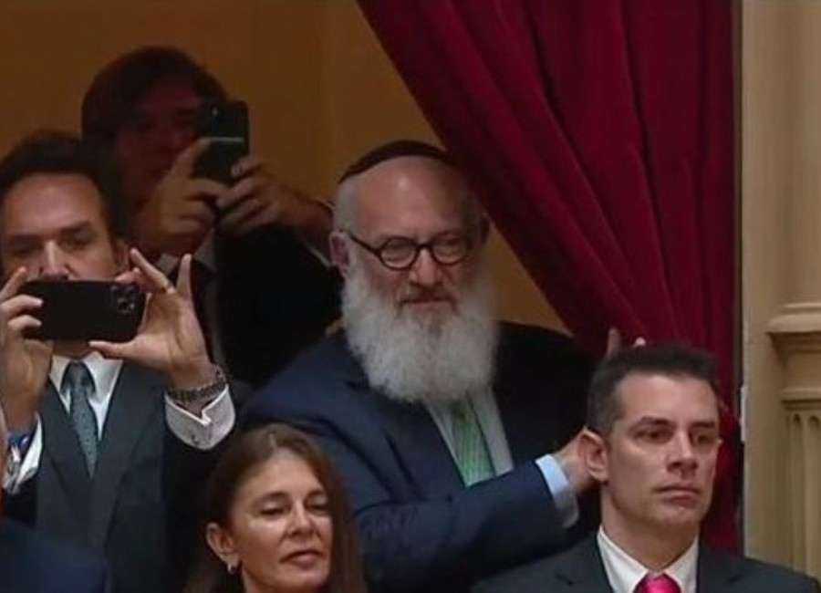 MetzlerDario's tweet photo. @DeMoralidad Tel Aviv..?? No 
Congreso Nacional y con muchísimo más poder que una bolita..
PELOTUDOS https://t.co/8W5GW0Pv4C