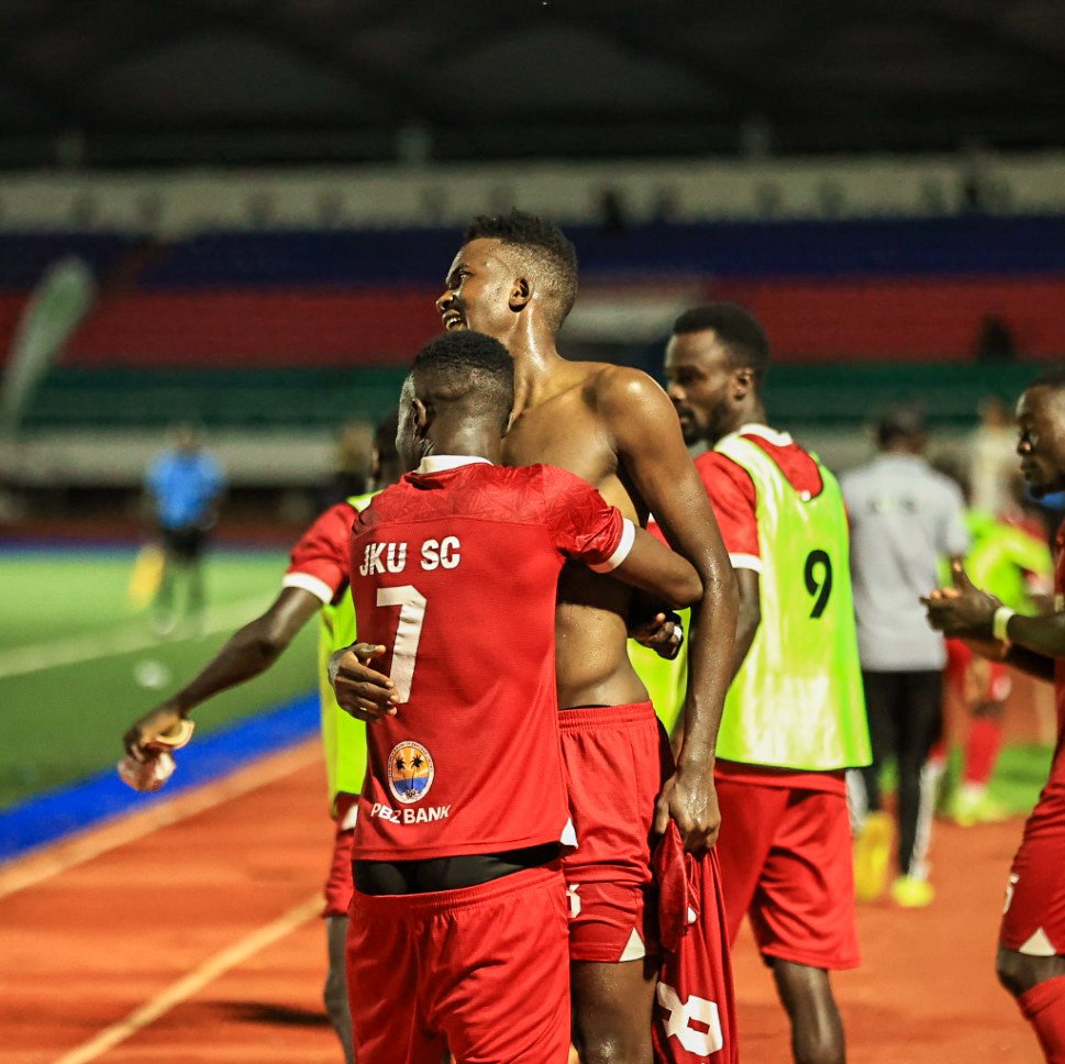 azamtvtz's tweet photo. 89' | #MuunganoCup2025
JKU SC 2-1 Azam FC
LIVE #AzamSports1HD
#TanzaniaUnionSuperLeague #TUSL #MuunganoCup2025 #MuunganoCup #KombeLaMuungano #SuperLeague #YeNaniAsife #JKUSC #AzamFC #JKUAzam https://t.co/C17aMMdmhq