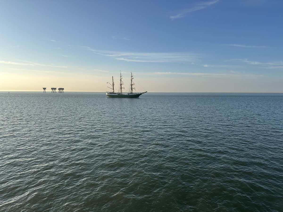HMSCattistock's tweet image. Looking good @DSST_de @LondonPortAuth