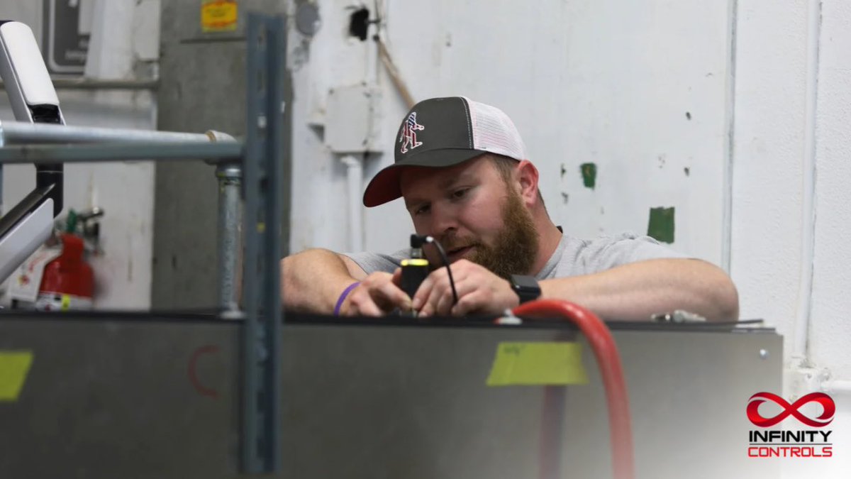 InfinityPanels's tweet image. Flow meter calibration underway during today’s Factory Acceptance Testing on our latest pump control panel build! 

Start your project today: inf-ind.com
.
.
.
#Engineering #Automation #ControlPanel #ControlSystems #IndustrialAutomation #SCADA #UL508A #Manufacturing