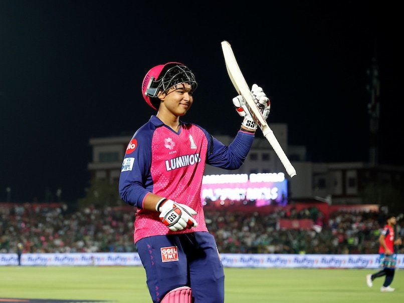 ImPawan9's tweet photo. Just came here after a year to praise the grit and determination of this boy #vaibhavsooryavanshi  What to say ! Just Speechless. The innocence on the face feel like he don't even know what he has done. He will realise it later. @ipl @rajasthanroyals #iplt20 #Sensational https://t.co/qSwhRLdISn