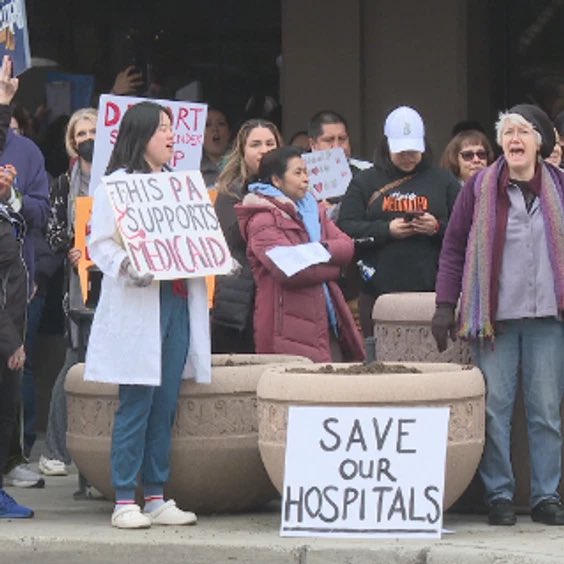 ABlackPolitical's tweet photo. Medicaid is a job creator! It employs millions of people in healthcare, from doctors to nurses to hospital staff. Don't let Republicans in Congress put these jobs at risk so they can give tax breaks to billionaires! #HandsOffOurMedicaid https://t.co/NeXkfut8sh
