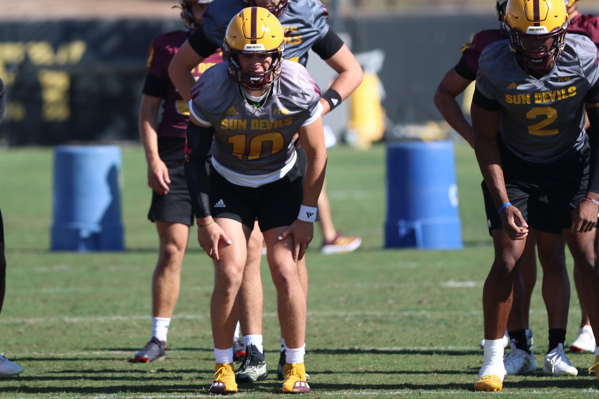 Cronkite Sports (@cronkitesports) on Twitter photo ASU Football: During spring practices, the Sun Devils worked under a motto that head coach Kenny Dillingham praises. “Have fun working harder than everyone else in the country,”
<a href="/AndrewJHayslett/">Andrew Hayslett</a> has the story on what that motto means to the program
cronkitesports.com/fun-sparks-con… ASU Football: During spring practices, the Sun Devils worked under a motto that head coach Kenny Dillingham praises. “Have fun working harder than everyone else in the country,”
<a href="/AndrewJHayslett/">Andrew Hayslett</a> has the story on what that motto means to the program
cronkitesports.com/fun-sparks-con…