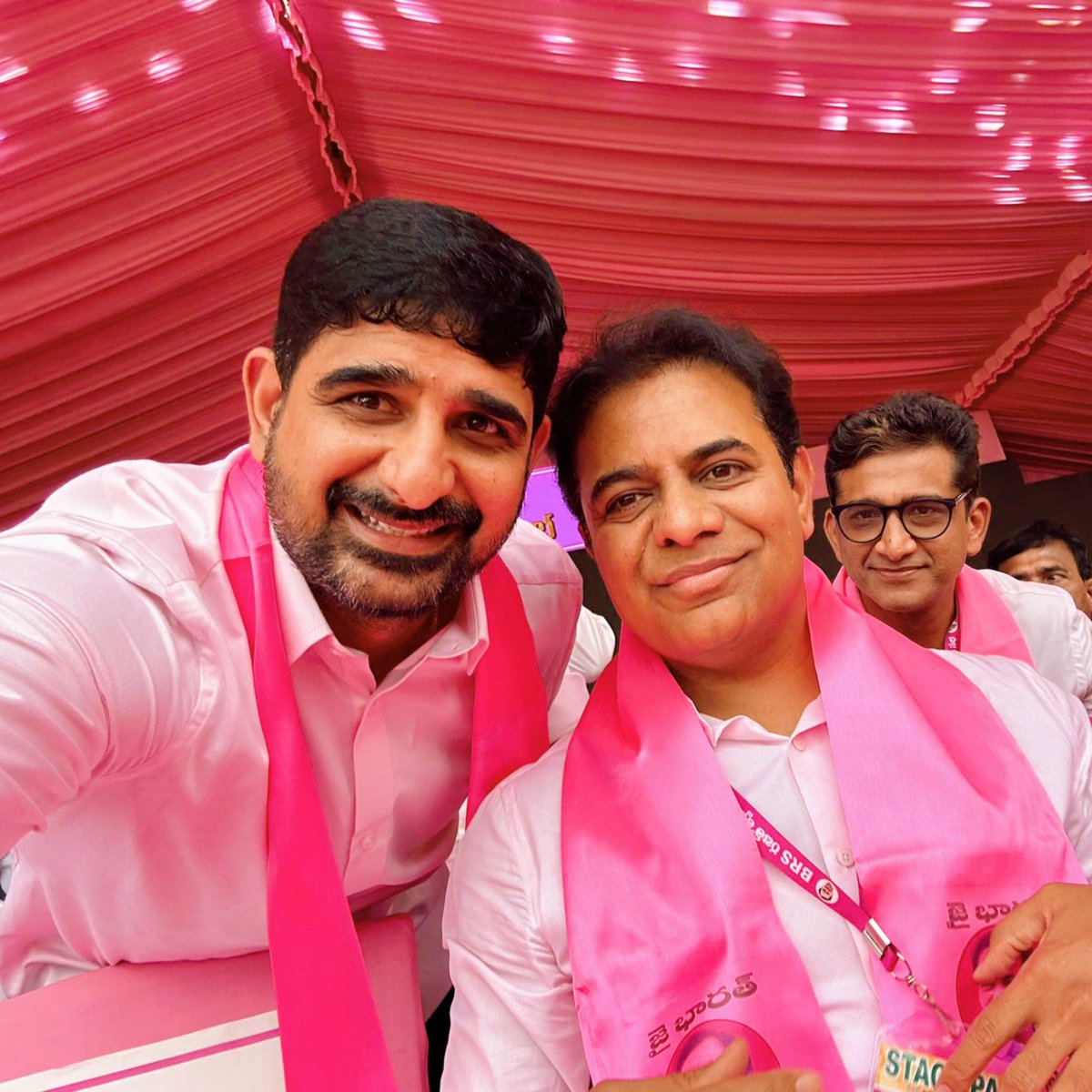 KaushikReddyBRS's tweet photo. Ram Anna @KTRBRS wishing you a speedy and complete recovery. May you regain your strength and health soon. Take good care of yourself. We are all looking forward to seeing you back to your cheerful self. https://t.co/dFW8Dk1o5y