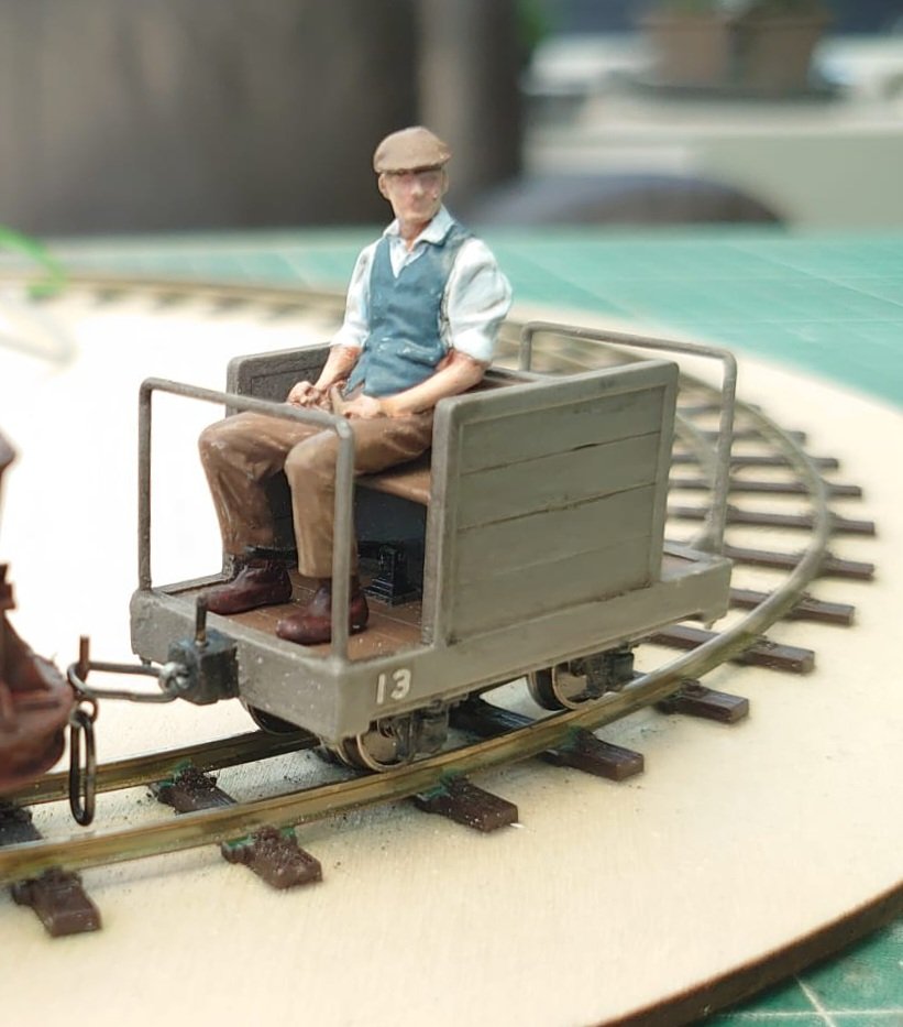 InglenookR's tweet image. A rather splendid @GubbinBoxModels  O9 brake van. 
#narrowgauge #railway