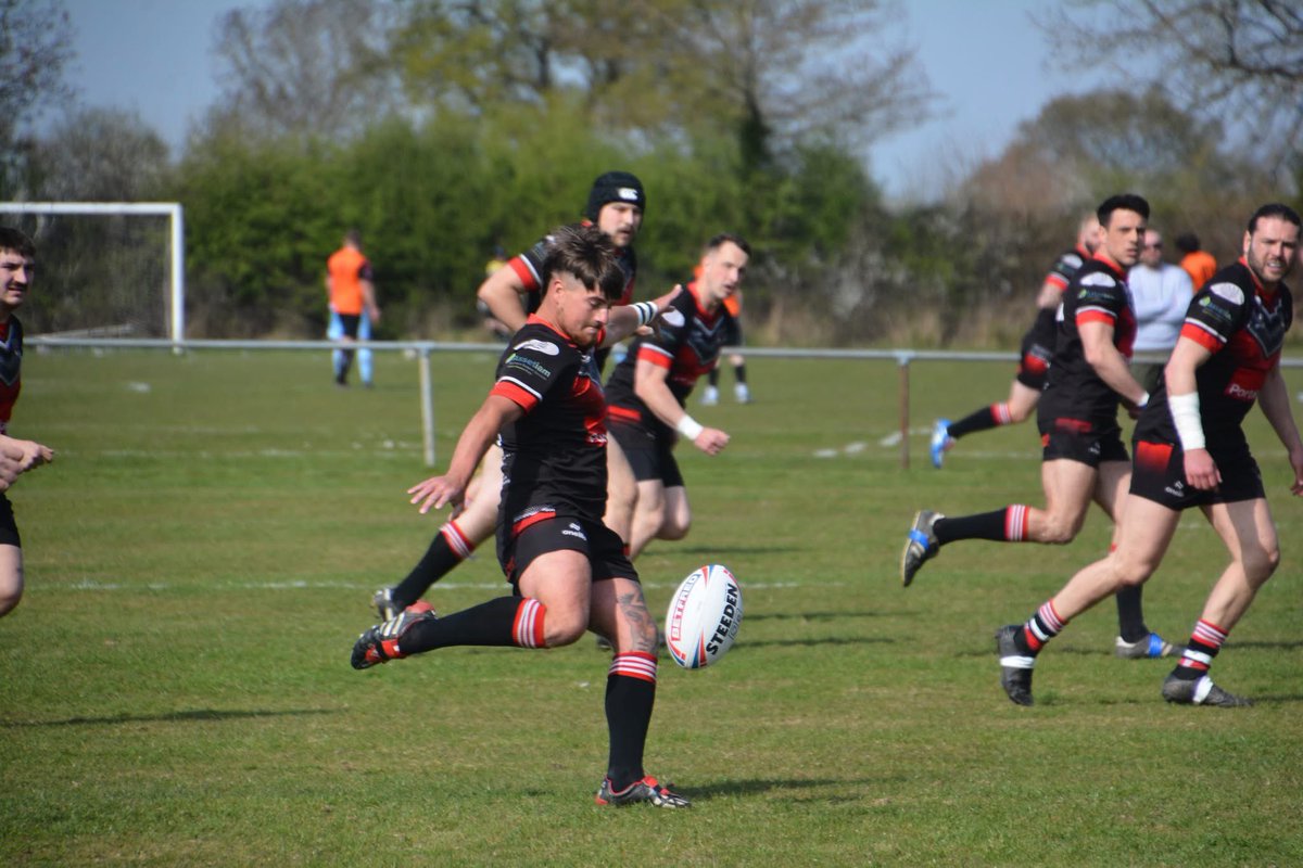 📰 𝐌𝐚𝐭𝐜𝐡 𝐑𝐞𝐩𝐨𝐫𝐭: 𝐕𝐢𝐜𝐭𝐨𝐫𝐲 𝐎𝐧 𝐓𝐡𝐞 𝐑𝐨𝐚𝐝 - 𝐖𝐞𝐬𝐭 𝐂𝐫𝐚𝐯𝐞𝐧 𝐖𝐚𝐫𝐫𝐢𝐨𝐫𝐬 𝐯 𝐍𝐞𝐰 𝐄𝐚𝐫𝐬𝐰𝐢𝐜𝐤 𝐀𝐥𝐥 𝐁𝐥𝐚𝐜𝐤𝐬 𝐀𝐑𝐋𝐅𝐂

See full match report on the below link ⬇️

🌐 neab.club/reports/round-…

#ThePrideOfNorthYorkshire 🟥⬜️⬛️