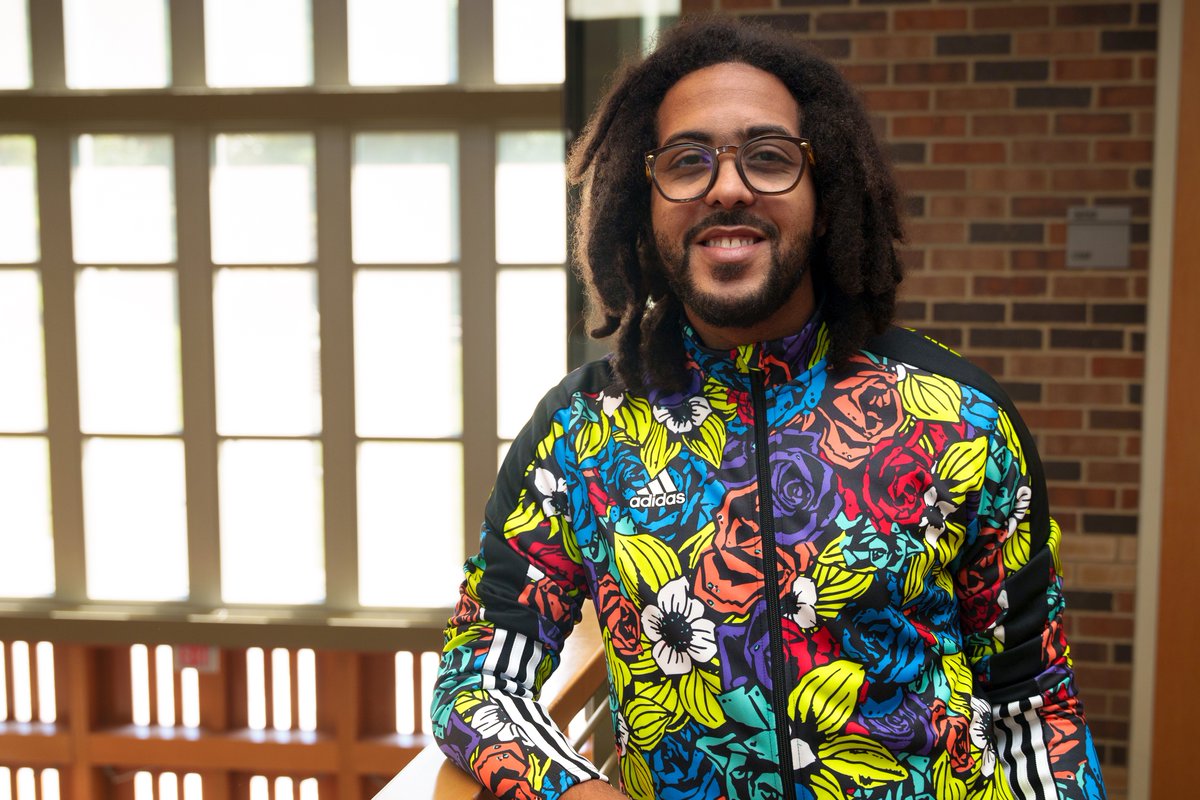 Duke Biology (@dukebiology) on Twitter photo Congratulations to Professor Gustavo Silva, one of 10 <a href="/DukeU/">Duke University</a> faculty to be named Bass Chairs in 2025 in recognition of his excellence in scholarship, teaching and mentoring: today.duke.edu/2025/04/ten-fa… Congratulations to Professor Gustavo Silva, one of 10 <a href="/DukeU/">Duke University</a> faculty to be named Bass Chairs in 2025 in recognition of his excellence in scholarship, teaching and mentoring: today.duke.edu/2025/04/ten-fa…
