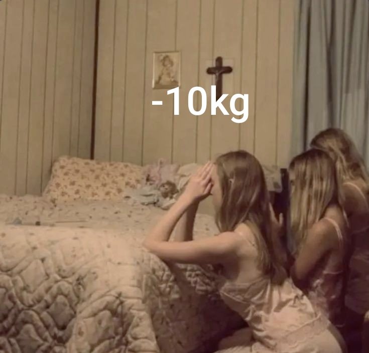 suziidontknow's tweet image. may may be my month, I'm begging this time