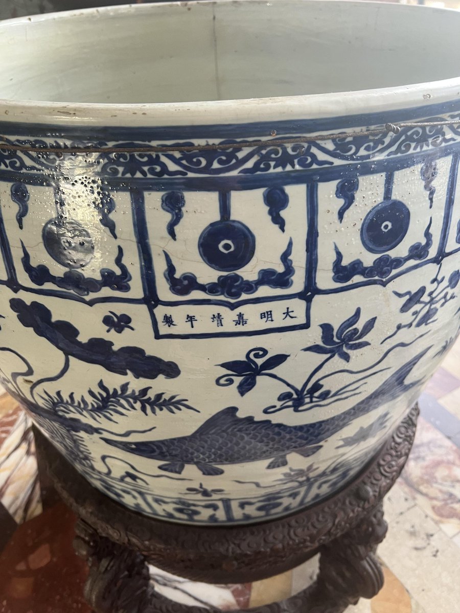 Some afternoons require solitude. Turn off your phone, turn off the noise, and let your thoughts flow freely in the sunshine.