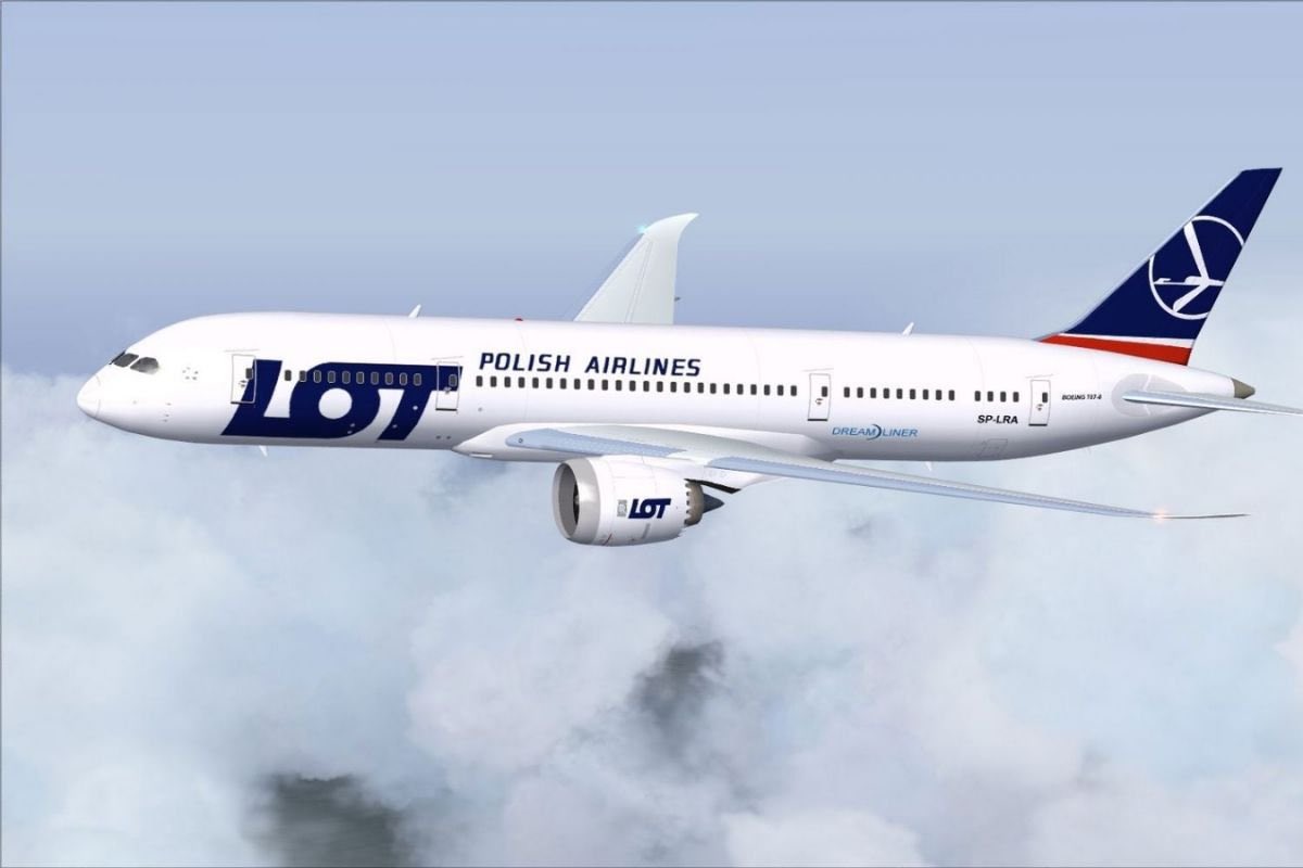 alq3oud's tweet photo. 🇵🇱🇸🇦 إقلاع رحلات مباشرة الى بولندا.. 
عبر LOT البولندي و Flynas..

- وارسو العاصمة 👈🏻 طيران Lot البولندي
- كراكوف لؤلؤة بولندا 👈🏻 Flynas 

⚠️ عن بولندا..
- تعتبر وحده من الدول الاوربية الاقل تكلفة
- موطن اقدم حلاوة عندنا حلاوة البقر 🐄
- العاصمة وارسو محطة الوصول lot
- رحلات مباشرة بمعدل 3 رحلات اسبوعياً 
- حدودها مع المانيا ،التشيك ،سلوفاكيا وليتوانيا
- متميزة بالمناظر الطبيعيه المتنوعة
- العملة 1 زلوتي يعادل ٩٠ هلله
- زاكوباني جنوب بولندا مميزه بالطبيعه والترفيه
- كراكوف لؤلؤة بولندا  باتجاه الجنوب
- اربط الشمال السلوفاكي مع الجنوب البولندي
- دريسدن وبرلين الالمانية قريبه منها 
- بودابست اربطها مع وارسو وكراكوف وزاكوباني 

⚠️ فنادق موصى في مدينة وارسو 
- راديسون بلو سنترام
- نوفوتيل وارسزاوا سينترام
- ماريوت وارسو
- ماميزون لو روجينا
- بولينا بالاس
- هيلتون وارسو

⚠️ اماكن في وارسو 
- البلدة القديمة
- حديقة نافورة وارسو 
- ساحه البلد القديمة 
- القصر الملكي 
- قصر ويلانو وارسو
- حصن وارسو وغيرها من الاماكن 

 ⚠️ كاراكوف الأماكن السياحية اللي لازم تزورها:
- ساحة السوق الرئيسية (Rynek Główny)
- قلعة فافل (Wawel Castle)
- حي كازيميرز (Kazimierz)
- مناجم الملح  (Wieliczka Salt Mine)
- نهر فيستولا (Vistula River) وقت الغروب🤍

📌 ملاحظات 
- الأسعار أرخص بكثير من أوروبا الغربية
- تقدر تجمع معها مدن اوربية كثيرة 
- كراكوف آمنة جداً وتمشي فيها بالليل وانت مرتاح
- كل الأماكن قريبة من بعض تقدر تمشي لها رجلك أو تستأجر سكوتر كهربائي
- الأكل البولندي لذيذ وغريب شوي، جرب الـPierogi (زي السمبوسة البولندية)