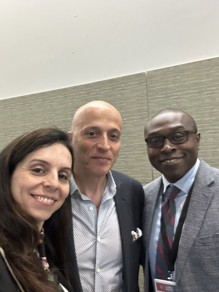 StavTjoumakaris's tweet image. Standing room only for the Challenging Cranial Case Complications Avoidance and Management Session @AANSNeuro. Excellent presentations from luminaries in our field! @jacquesmorcosmd @mtlawton