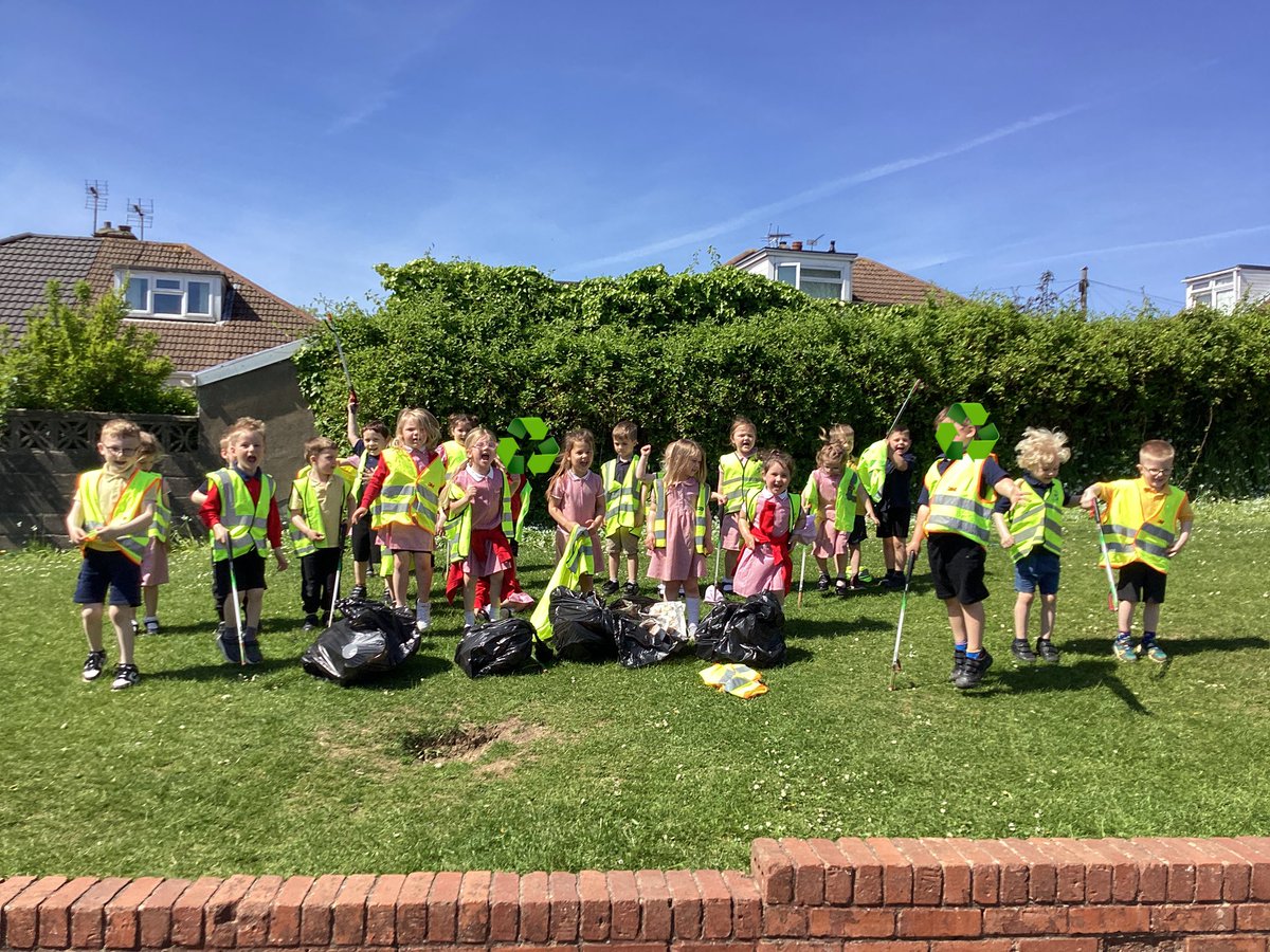 <a href="/EcoCgi/">CGI-Eco</a>  A great start to a sensational summer ☀️We helped to clean up our school grounds by taking part in a litter pick 🗑️ We loved using the litter pickers and took turns with a partner. #CGIWB #ethicalinformedcitizens