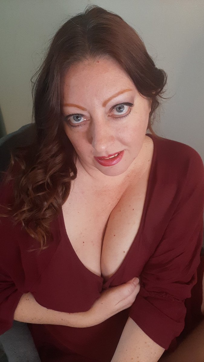 I have over 485 sexy vids, ranging from cuckold, sph, cei, humiliation, joi and more available @ clips4sale.com/studio/113684/…… manyvids.com/Profile/204670…… iwantclips.com/store/81007/Jo…… loyalfans.com/josiecairaway onlyfans.com/josiecairaway