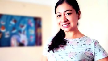 ajplusespanol's tweet photo. Autoridades de México han confirmado el hallazgo de los cuerpos de la activista Sandra Domínguez y su esposo en una fosa clandestina en el estado de Veracruz. 

Sandra había denuncido la existencia de chats sexuales que involucraban a funcionarios del estado de Oaxaca. https://t.co/FWbBm9Ebvs