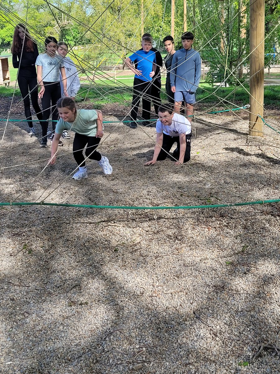 Carmondean PS tweet media
