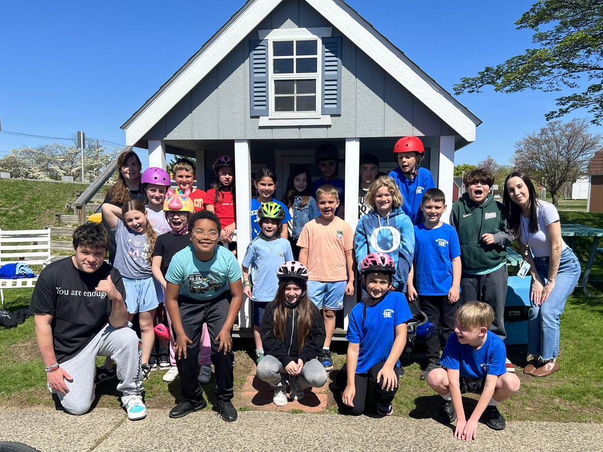 MsRedaelli tweet media