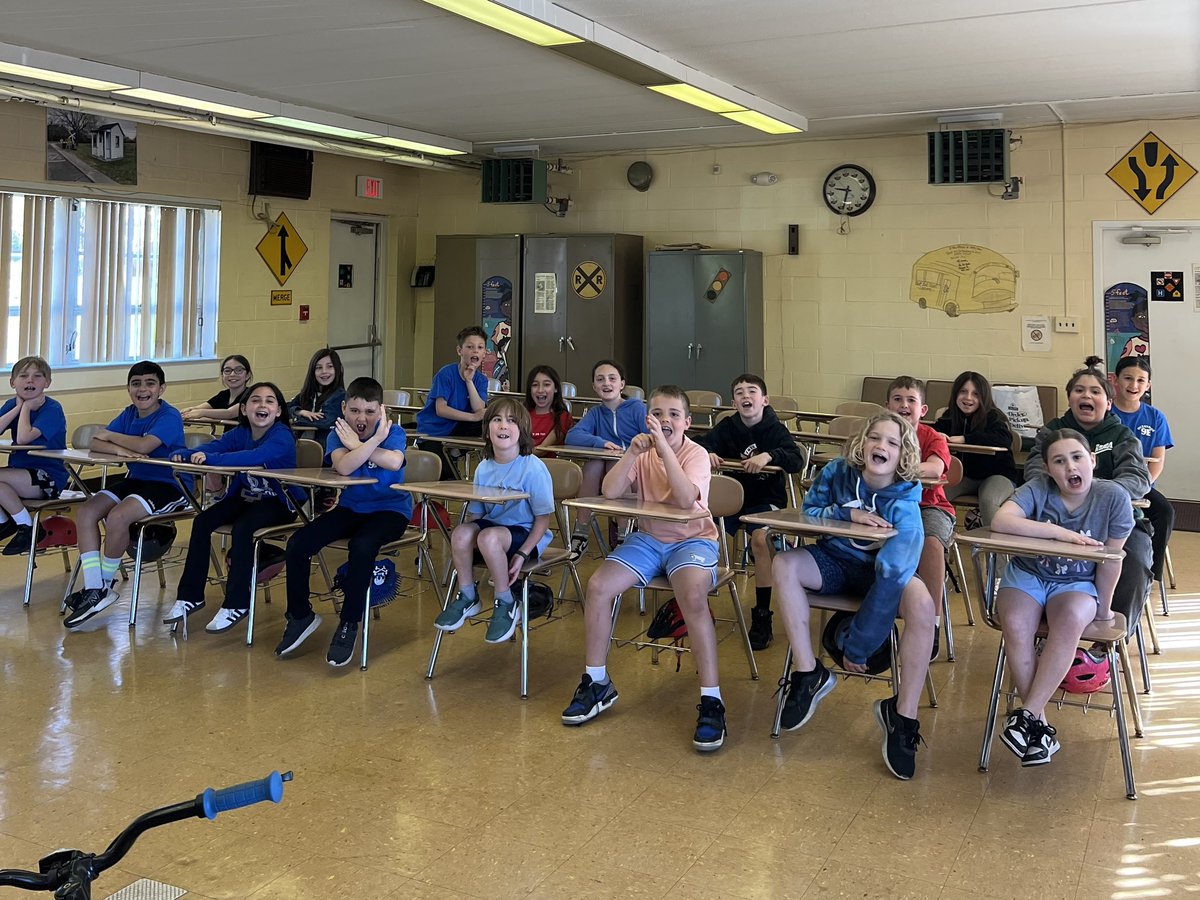 MsRedaelli tweet media