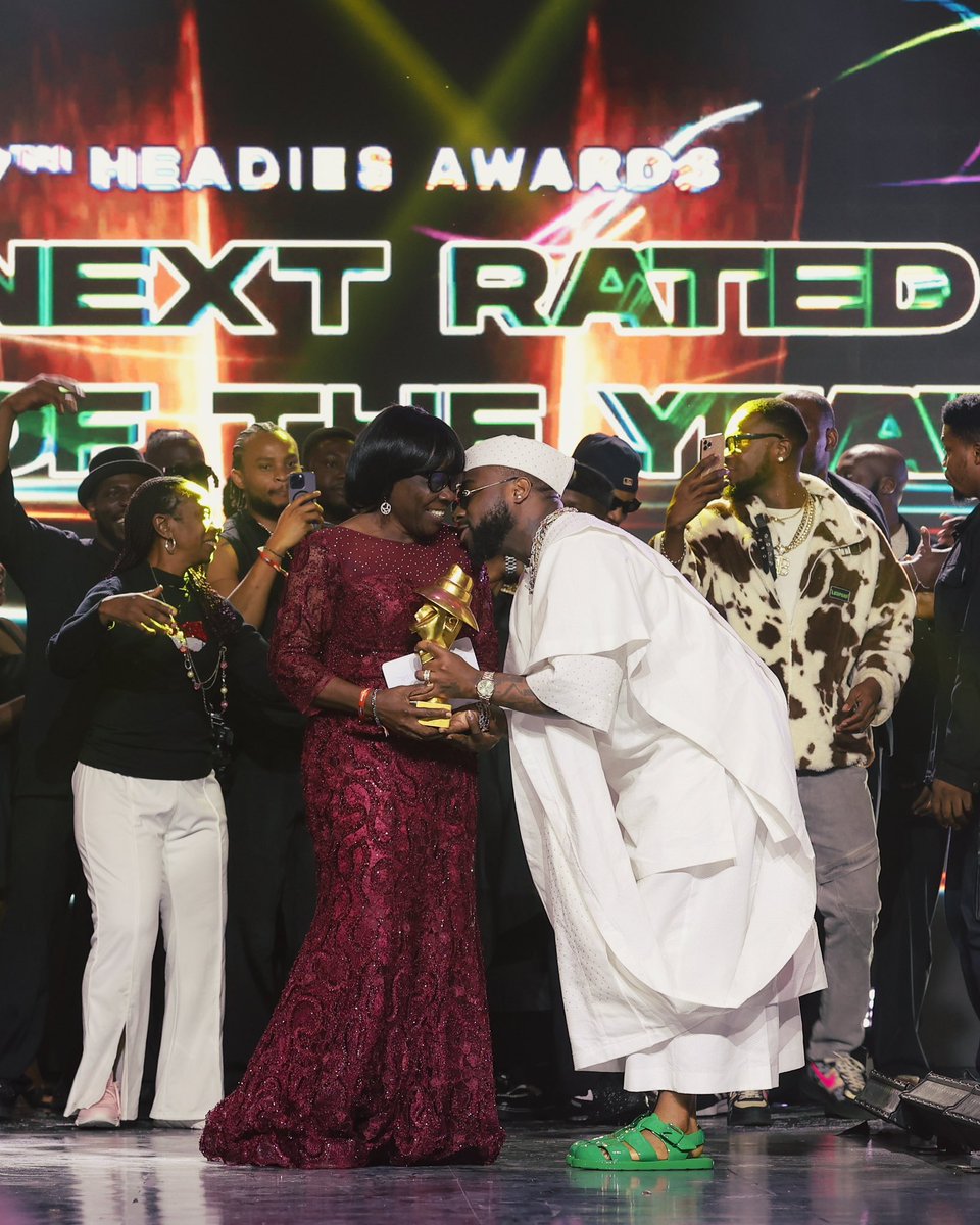 INDUSTRY MACHINE ⚙️ (@odumodublvck_) on Twitter photo 