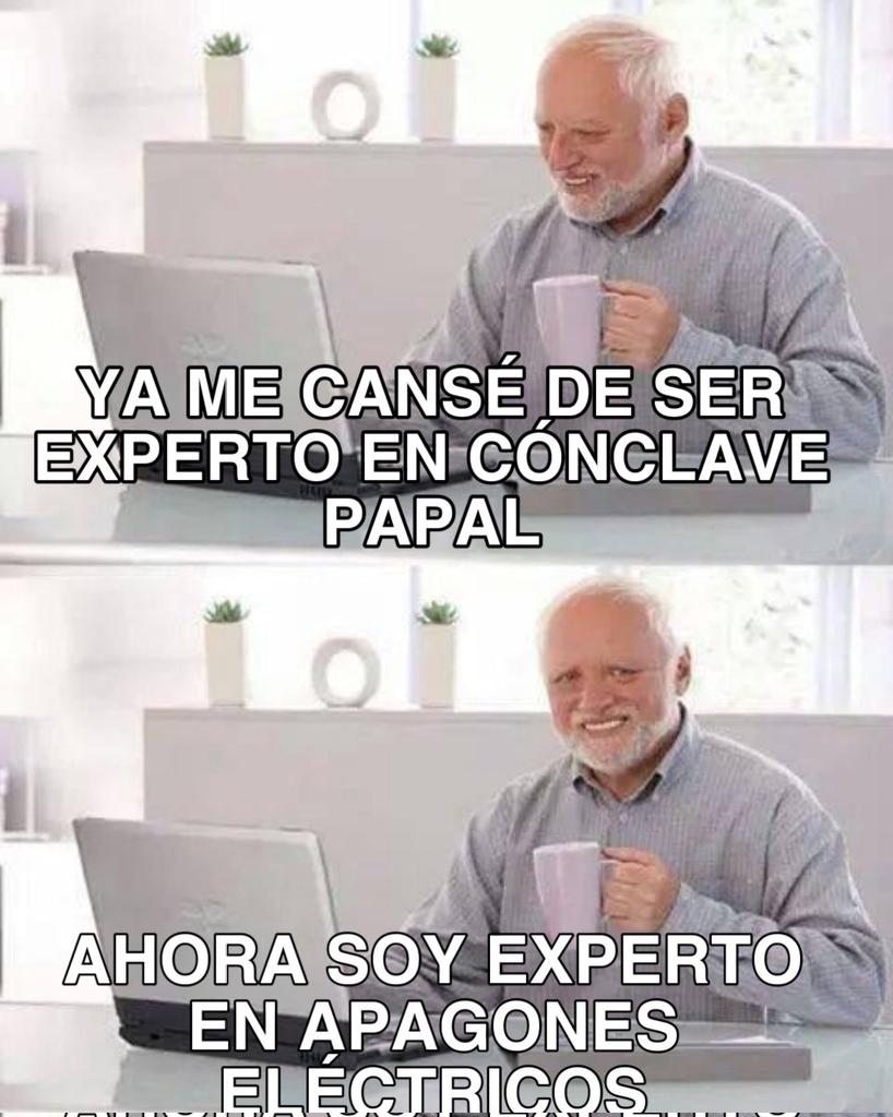 IvaanBlanco26's tweet photo. HILO con los mejores memes del #Apagón mundial que ha tenido España en el día de hoy:

⬇️⬇️⬇️ https://t.co/6EDENyIKTZ