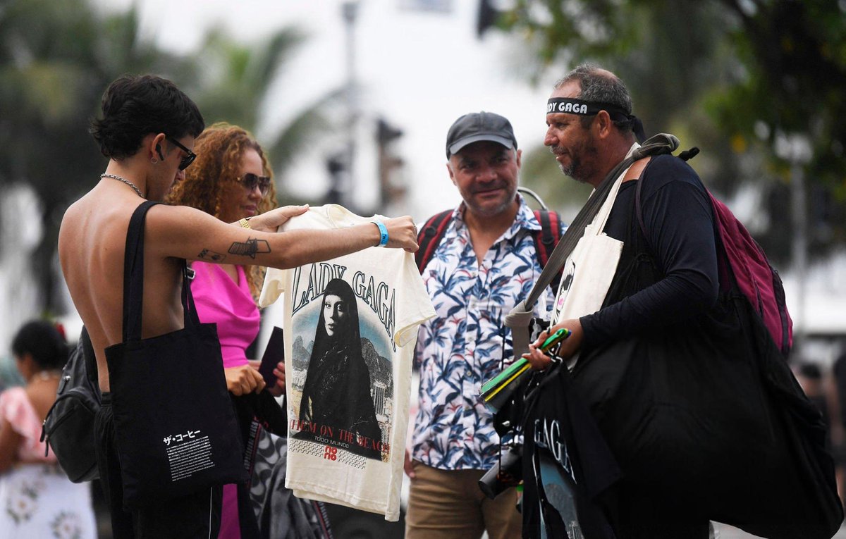 Lady Gaga Source tweet media