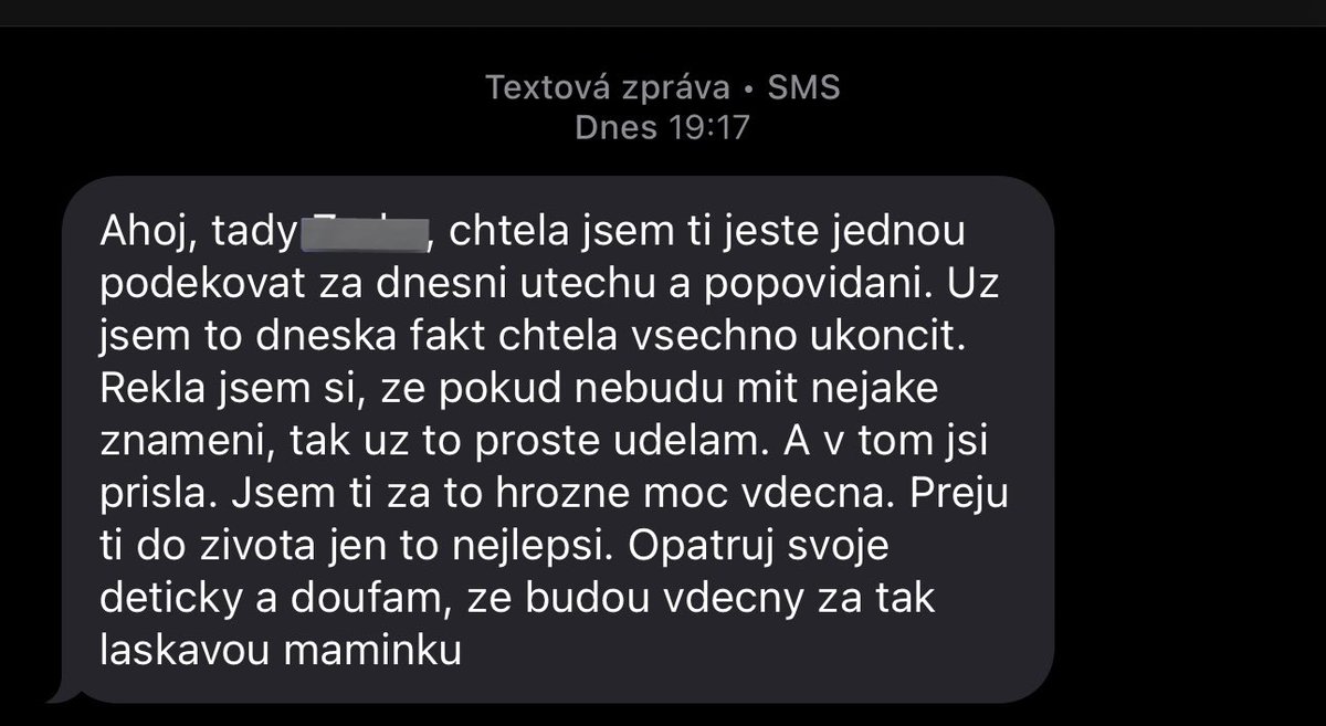 lalalalarca's tweet photo. Vecer mi prisla zprava, ktera mi byla dalsi odmenou.
A chtela jsem tim rict, abyste nebyli lhostejni ke svemu okoli. Mela jsem strach, ale nakonec stacila uplna malickost, nic me to nestalo a nekomu to dokazalo hodne pomoc. A jen doufam, ze slecne uz bude uz jenom dobre. https://t.co/g4djqx57VA