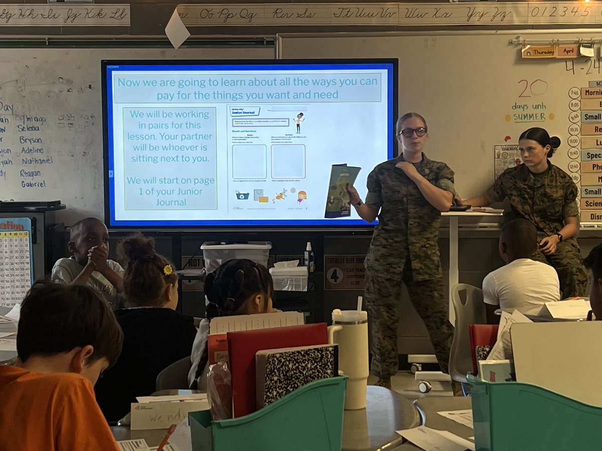 JAofAlabama's tweet image. A great day to be at @grantswoodcs! For the first time ever, Cadets from Shades Valley High School MCROTC program visited Grantswood to teach #JAinaDay to the 3rd grade classes.  TY, Mayor Stewart! We can't wait to be back next year &amp;amp; continue to grow this amazing partnership.